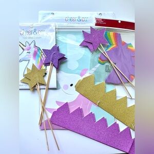 Unicorn and crowns party set